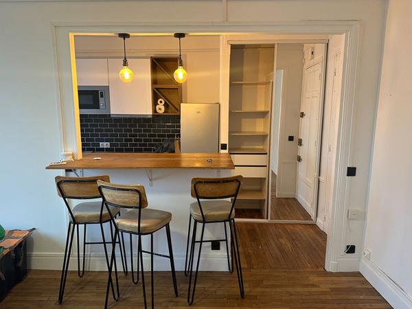 Appartement Paris 1 pièce(s) 30.92 m2