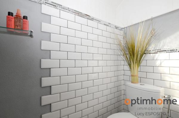 🌿 Un havre enchanteur à la campagne 🏡 avec grange attenante 🛖 et piscine 🏊 – Un trésor rare 💎, prêt à emménager ! 📦