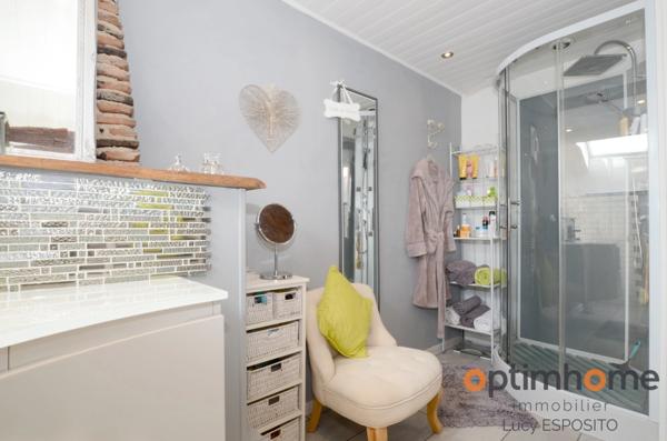 🌿 Un havre enchanteur à la campagne 🏡 avec grange attenante 🛖 et piscine 🏊 – Un trésor rare 💎, prêt à emménager ! 📦