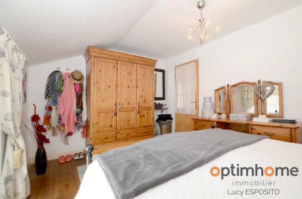 🌿 Un havre enchanteur à la campagne 🏡 avec grange attenante 🛖 et piscine 🏊 – Un trésor rare 💎, prêt à emménager ! 📦