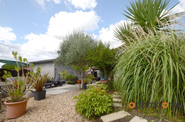 🌿 Un havre enchanteur à la campagne 🏡 avec grange attenante 🛖 et piscine 🏊 – Un trésor rare 💎, prêt à emménager ! 📦