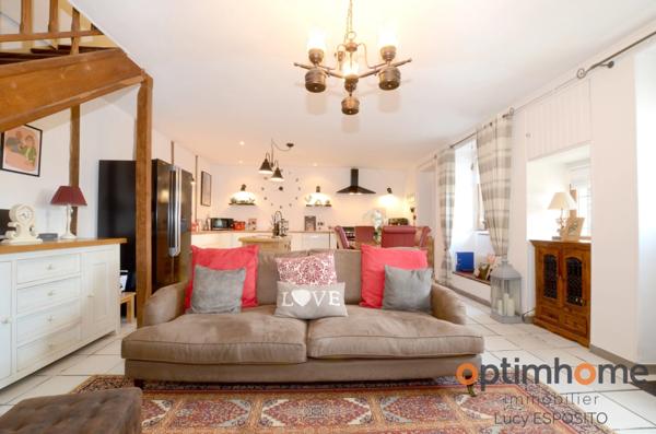 🌿 Un havre enchanteur à la campagne 🏡 avec grange attenante 🛖 et piscine 🏊 – Un trésor rare 💎, prêt à emménager ! 📦