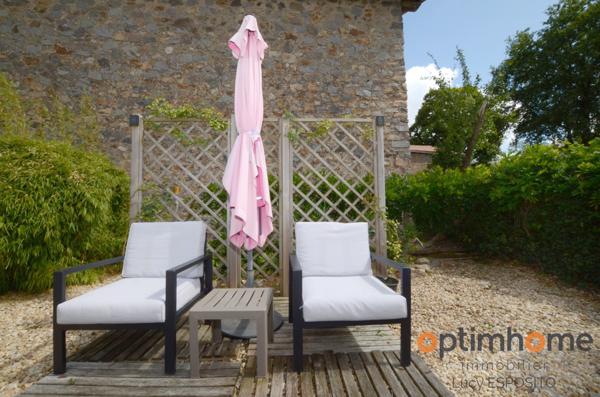 🌿 Un havre enchanteur à la campagne 🏡 avec grange attenante 🛖 et piscine 🏊 – Un trésor rare 💎, prêt à emménager ! 📦