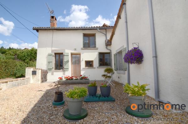 🌿 Un havre enchanteur à la campagne 🏡 avec grange attenante 🛖 et piscine 🏊 – Un trésor rare 💎, prêt à emménager ! 📦