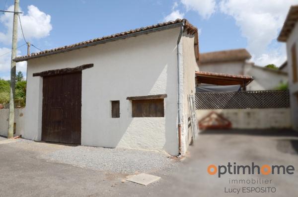 🌿 Un havre enchanteur à la campagne 🏡 avec grange attenante 🛖 et piscine 🏊 – Un trésor rare 💎, prêt à emménager ! 📦