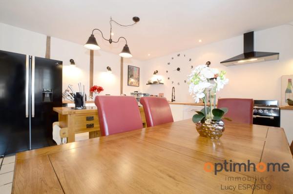 🌿 Un havre enchanteur à la campagne 🏡 avec grange attenante 🛖 et piscine 🏊 – Un trésor rare 💎, prêt à emménager ! 📦