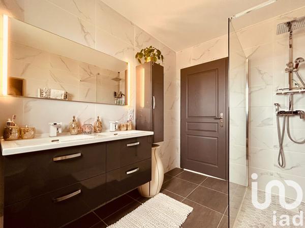 Maison à vendre 5 pièces 100 m² Saint-Denis-sur-Loire