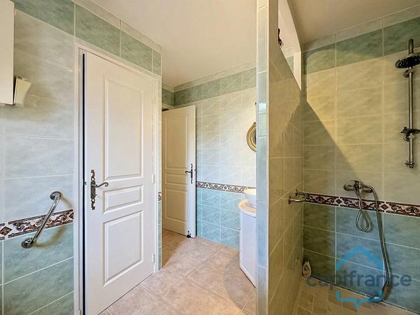 Maison à vendre 5 pièces LES ANGLES (30)