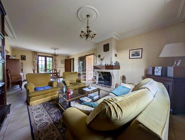 INTRE-PERIPH - Maison individuelle, 5 chambres avec beau jardin