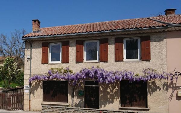 Maison à vendre    3 pièces •  Eyguians