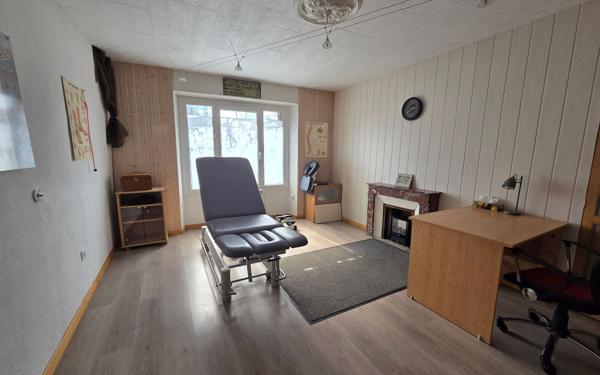 Maison à vendre    3 pièces •  Eyguians