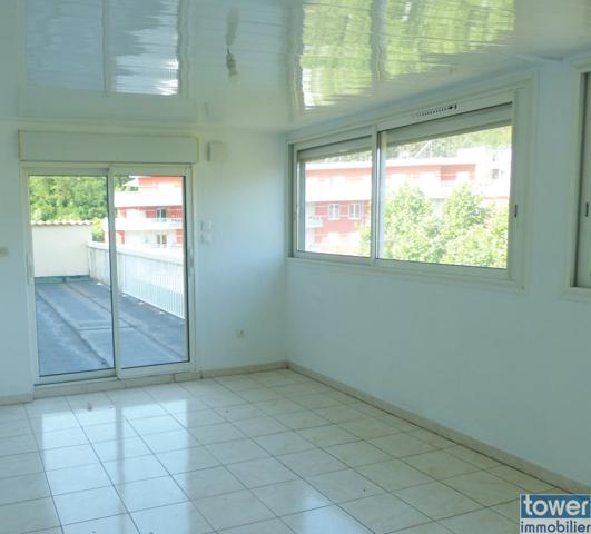 Très bel appartement F4 avec terrasse