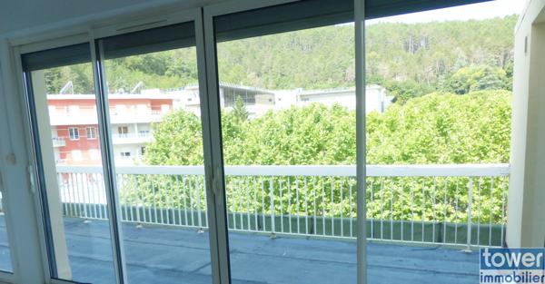 Très bel appartement F4 avec terrasse