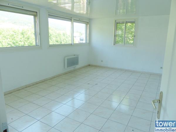 Très bel appartement F4 avec terrasse