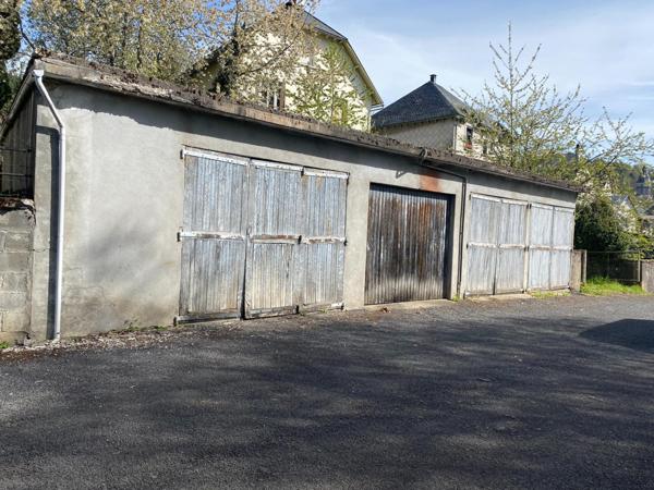 Maison - 170m² - 9 pièces
