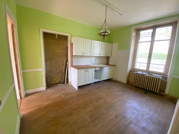 Maison - 170m² - 9 pièces