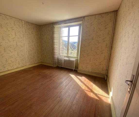 Maison - 170m² - 9 pièces