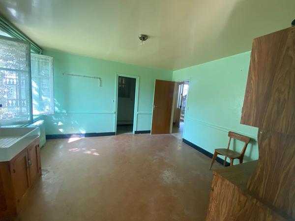 Maison - 170m² - 9 pièces
