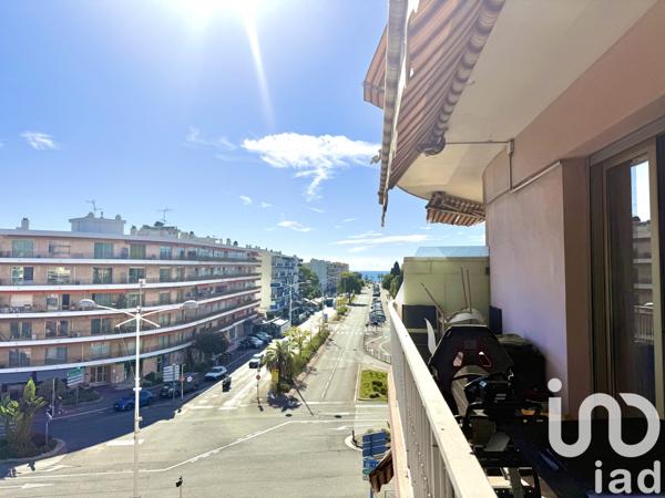 Appartement à vendre 3 pièces 69 m² Cagnes-sur-Mer