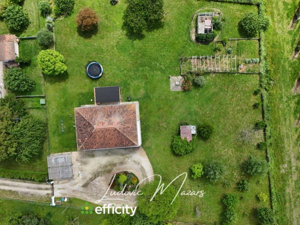 Maison
         6 pièces
        - 144 m² 234 900 € *