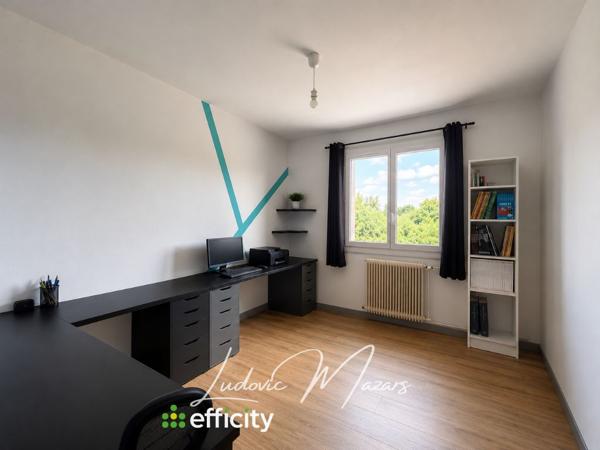 Maison
         6 pièces
        - 144 m² 234 900 € *