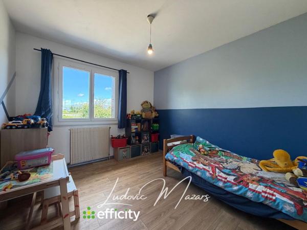 Maison
         6 pièces
        - 144 m² 234 900 € *