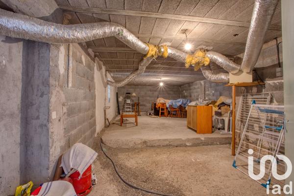 Maison à vendre 5 pièces 130 m² Le Luc