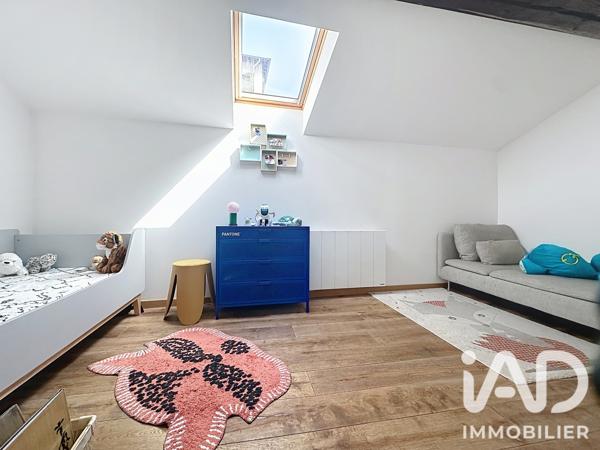 Maison à vendre 5 pièces 190 m² Neuville-sur-Saône