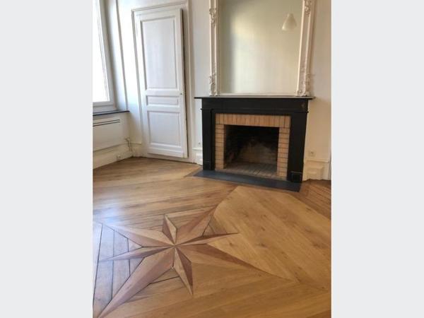 Bureau à Louer à LILLE 1017 €