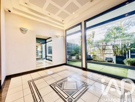 Location studio 29 m² Alfortville