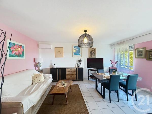 Appartement F3 à vendre  3 pièces - 67 m 2   ST LAURENT DU VAR  - 06