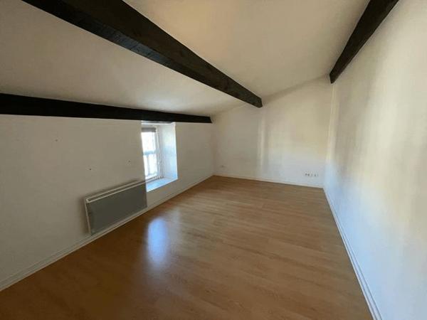 Location Appartement 2 pièces 45.3 m² - 17 RUE DES VIEILLARDS Clermont-ferrand 63000