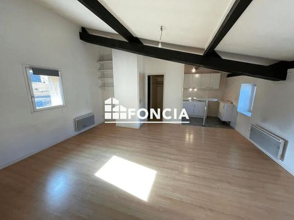 Location Appartement 2 pièces 45.3 m² - 17 RUE DES VIEILLARDS Clermont-ferrand 63000