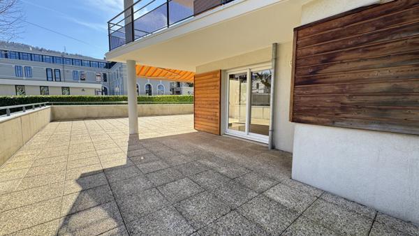 Saint-Étienne (42100) Appartement de standing de 91m2 avec une belle terrasse et garage