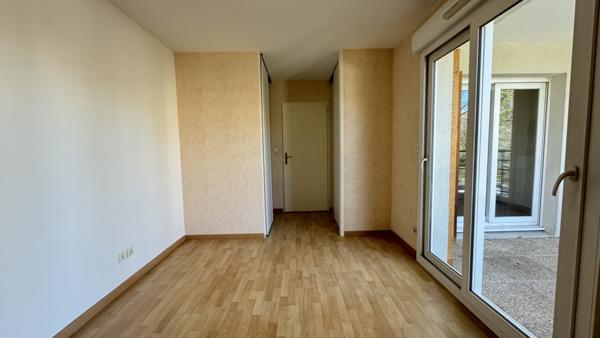 Saint-Étienne (42100) Appartement de standing de 91m2 avec une belle terrasse et garage