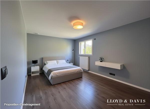 LANDERNEAU MAISON CONTEMPORAINE AVEC  PISCINE INTERIEURE
