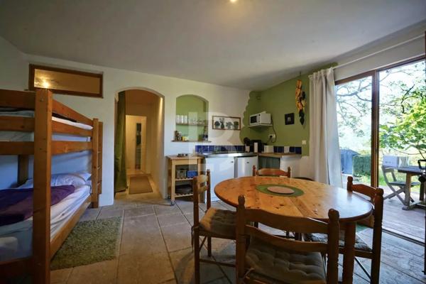 Charmant Gite à vendre à Gréolieres