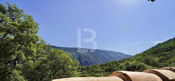 Charmant Gite à vendre à Gréolieres