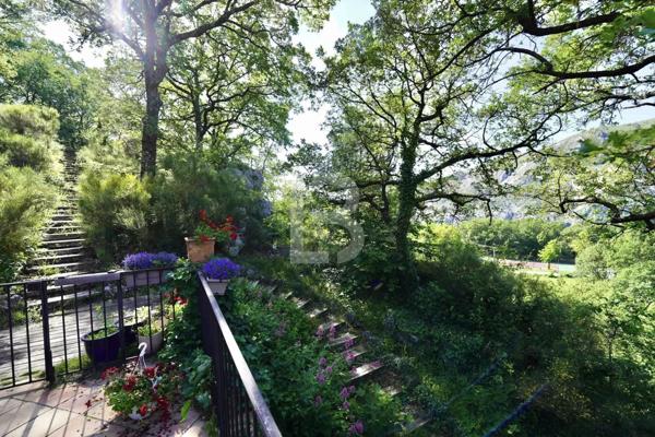 Charmant Gite à vendre à Gréolieres