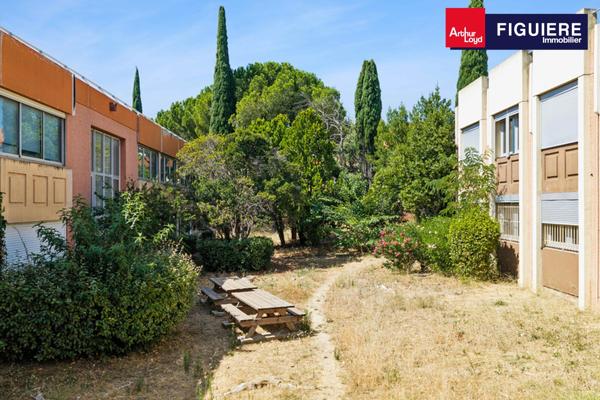 IMMEUBLE DE BUREAUX INDEPENDANT A LOUER SUR VITROLLES