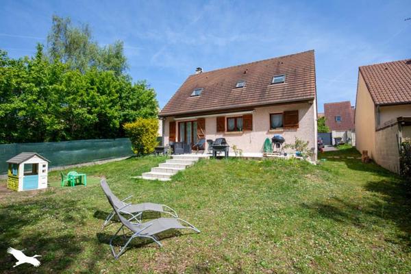 Maison à vendre 299 500 € Limay 4 p 98 m² DPE D
