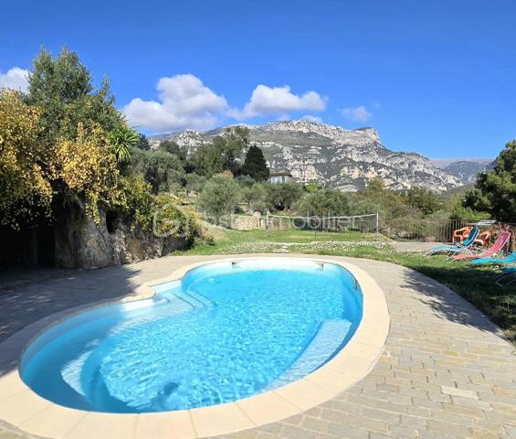 Maison de 205 m²