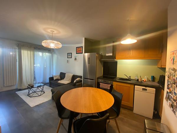 Appartement Corbeil Essonnes 2 pièce(s) 45.56 m2