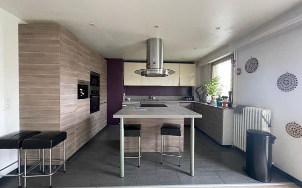 Appartement à vendre    5 pièces • 95 m2 Saint-Maur-des-Fossés