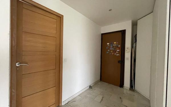 Appartement à vendre    5 pièces • 95 m2 Saint-Maur-des-Fossés