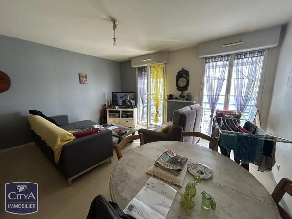 Appartement à vendre 2 pièces 52.4m² Laval (53000)