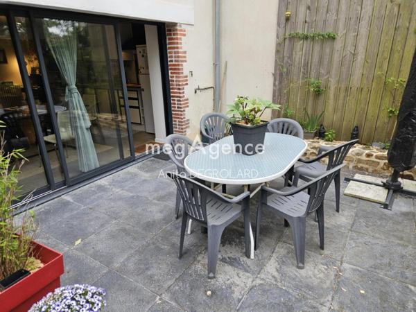 Maison à LA ROCHE-SUR-YON, 85000 - 4 pièces 94m²