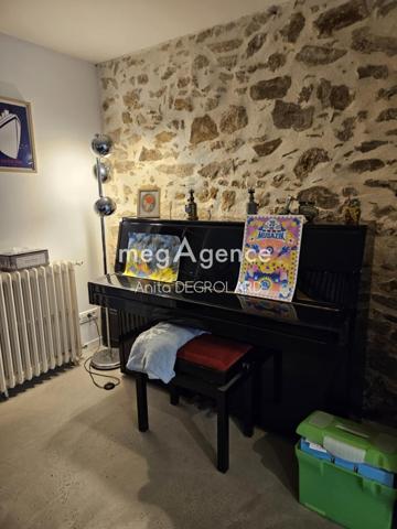 Maison à LA ROCHE-SUR-YON, 85000 - 4 pièces 94m²