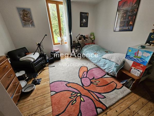 Maison à LA ROCHE-SUR-YON, 85000 - 4 pièces 94m²