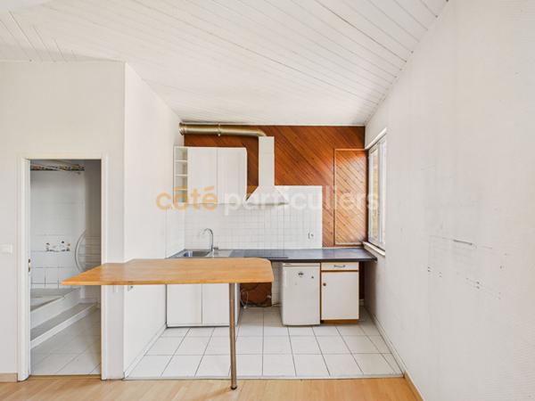 Vente Appartement56 m² - 2 Pièces - BORDEAUX (33800)